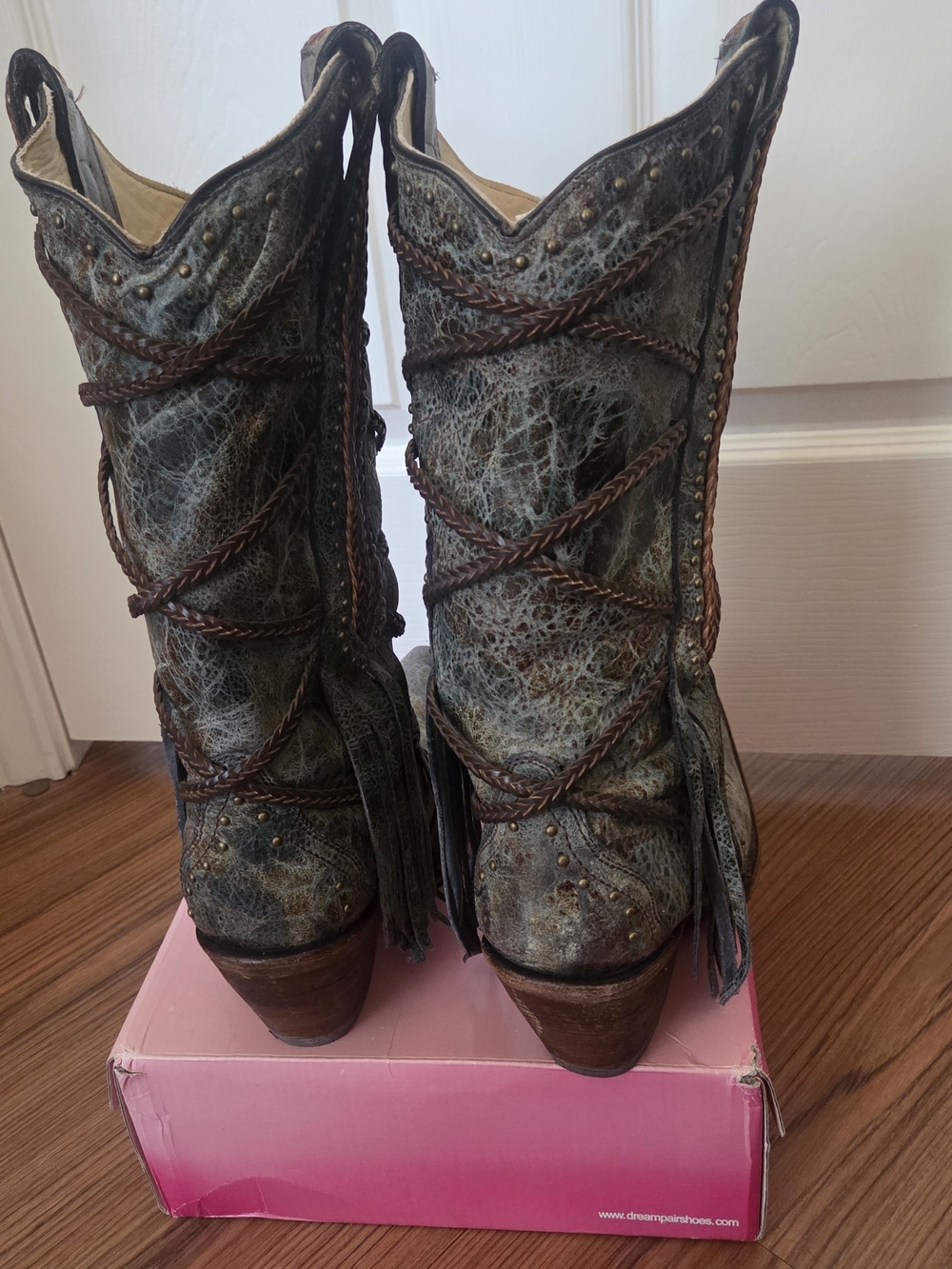 Women's Distressed Gray Lace-Up Western Ankle Boots with Brown Braid - Picture 4 of 4